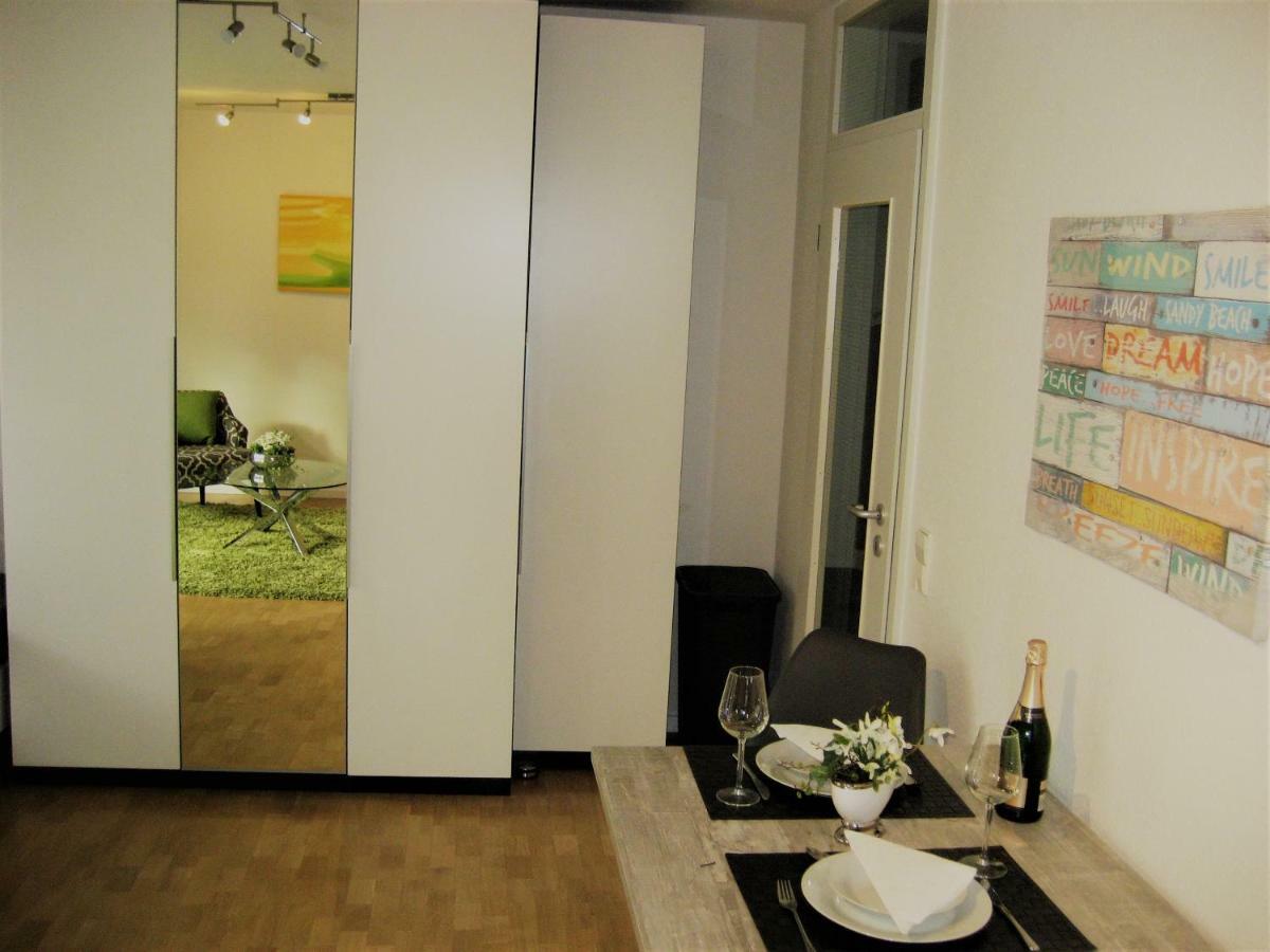 Hochwertiges Apartment im Grünen, zentral gelegen, ruhig, Balkon Hannover Exterior foto